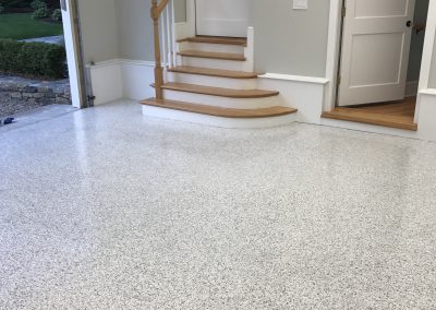 Cape Cod Garage